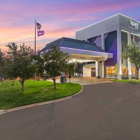 Spark By Hilton Colorado Springs I 25 Central Exterior photo