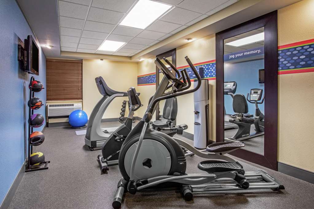 Spark By Hilton Colorado Springs I 25 Central Facilities photo